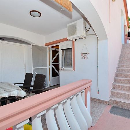 Apartments Sandra Vir Exterior photo